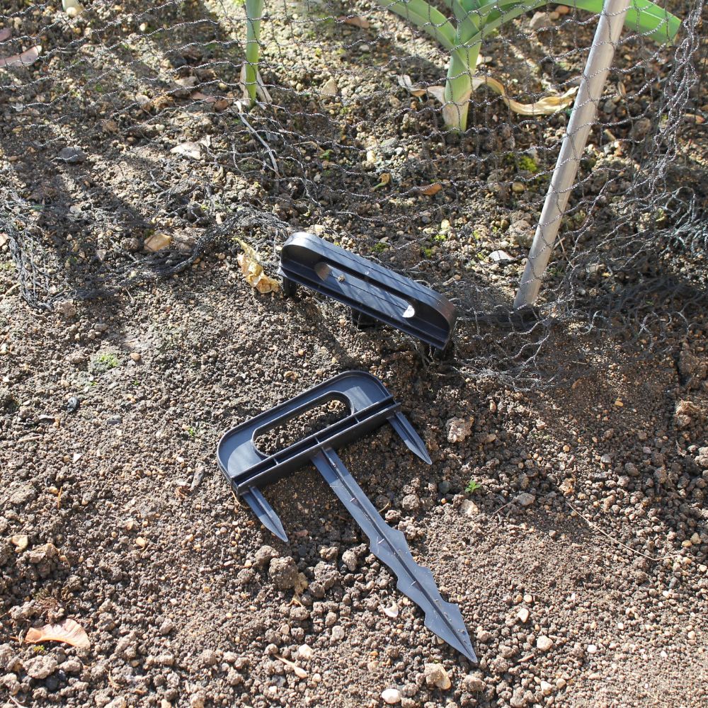 Garden Pegs and Clips