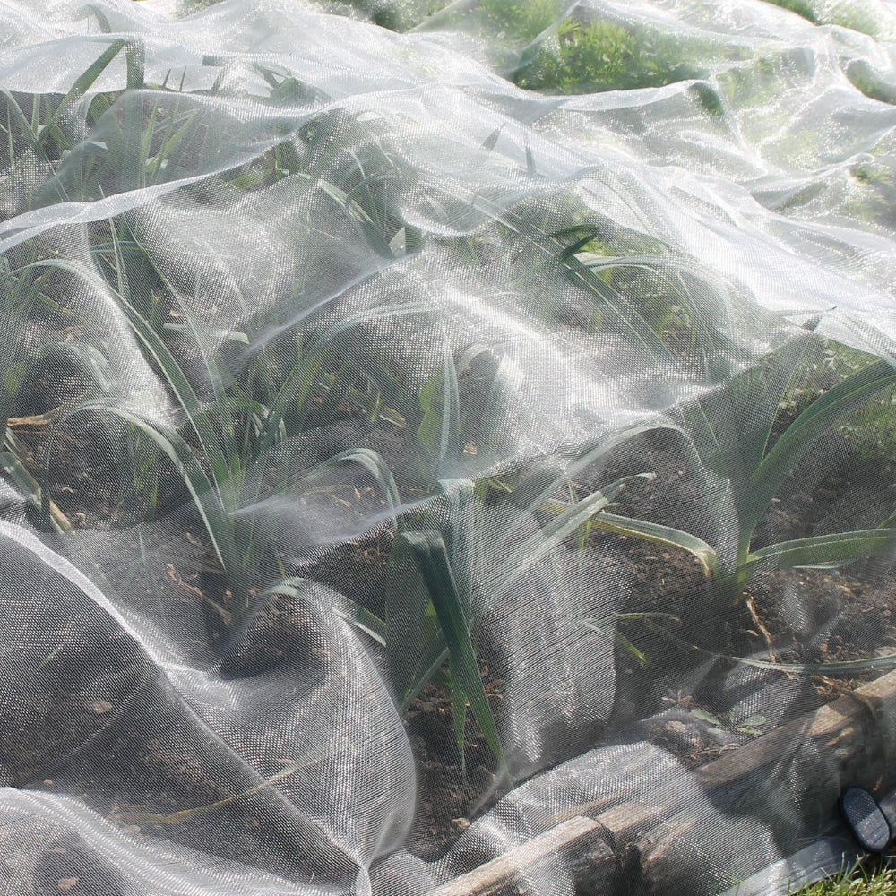 Ultrafine-Insect-netting-on-vegetables