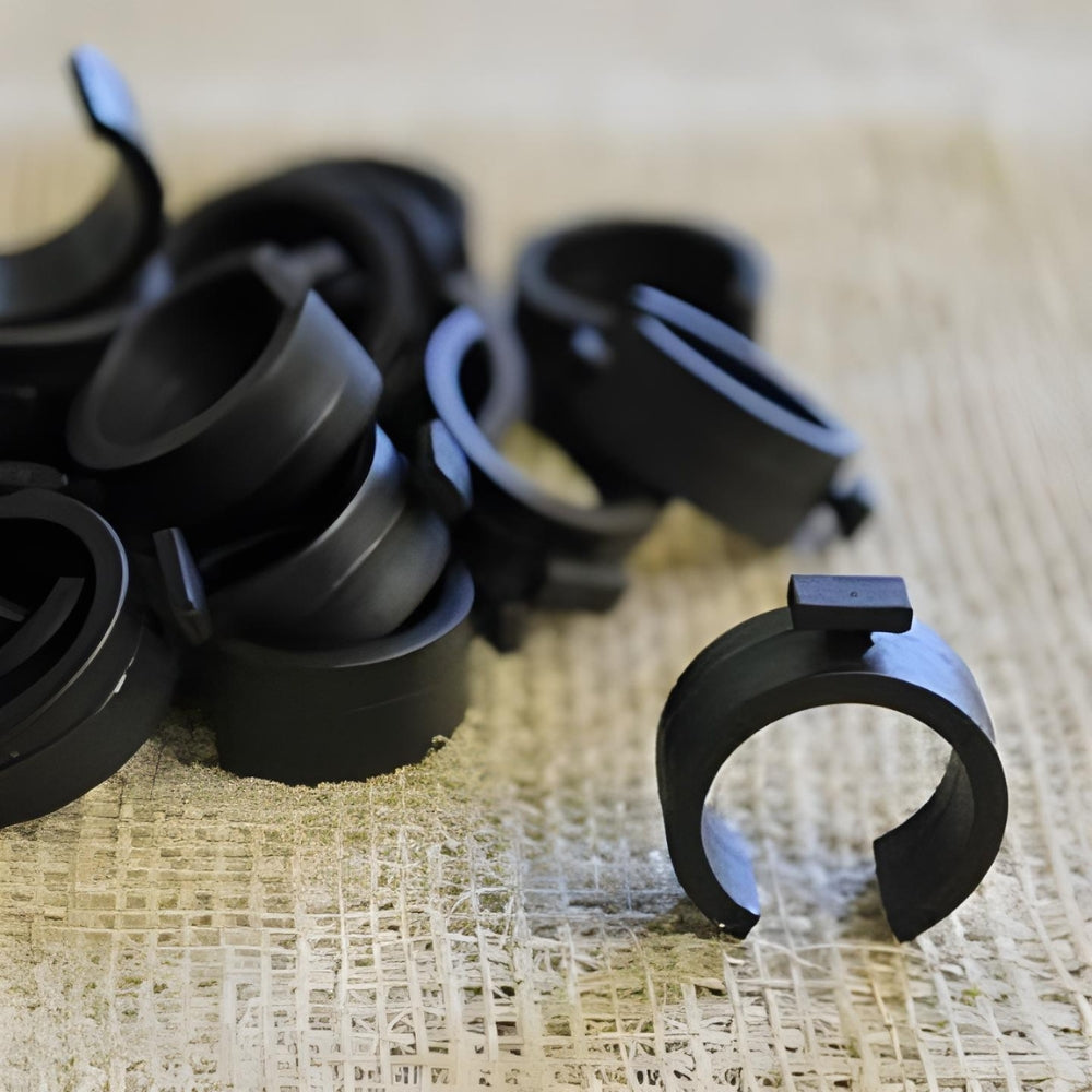 black tube clips for garden cages