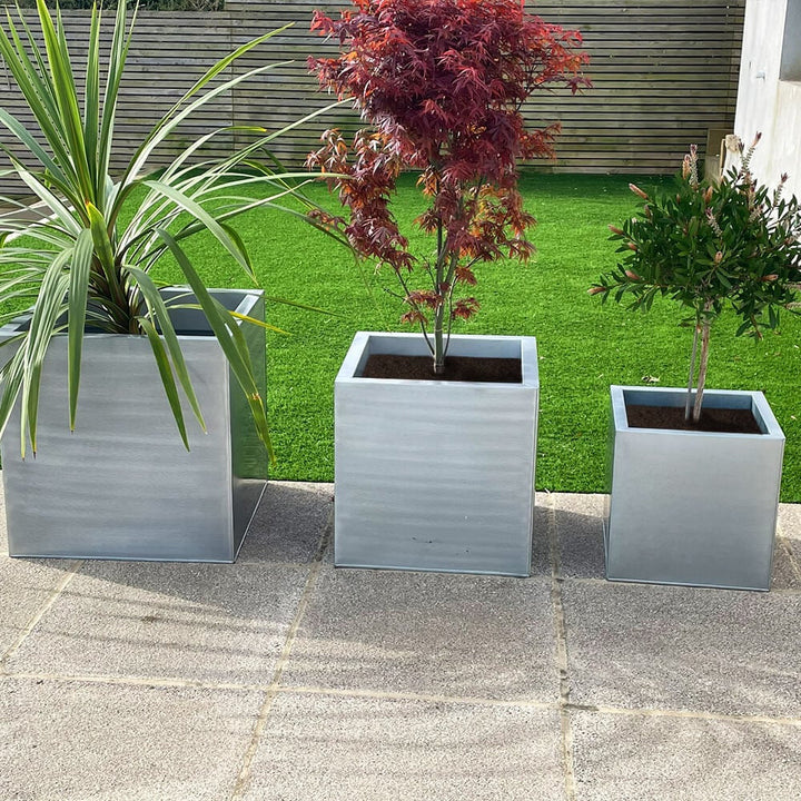 multiple sizes garden planters